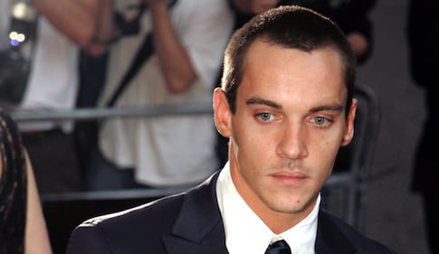Jonathan Rhys-Meyers: rehab inutile, ancora vittima dell'alcool 6