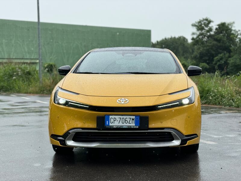Toyota Prius 2024: guarda la gallery della nuova plug-in con 230 CV 10
