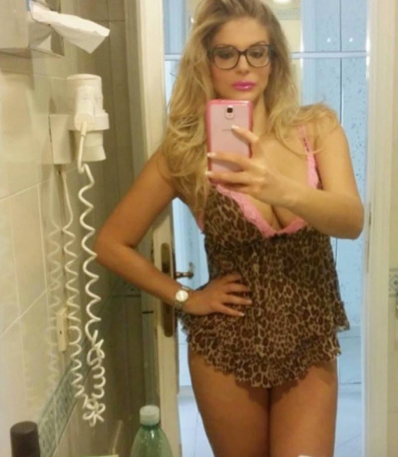Francesca Cipriani sexy su Instagram 16