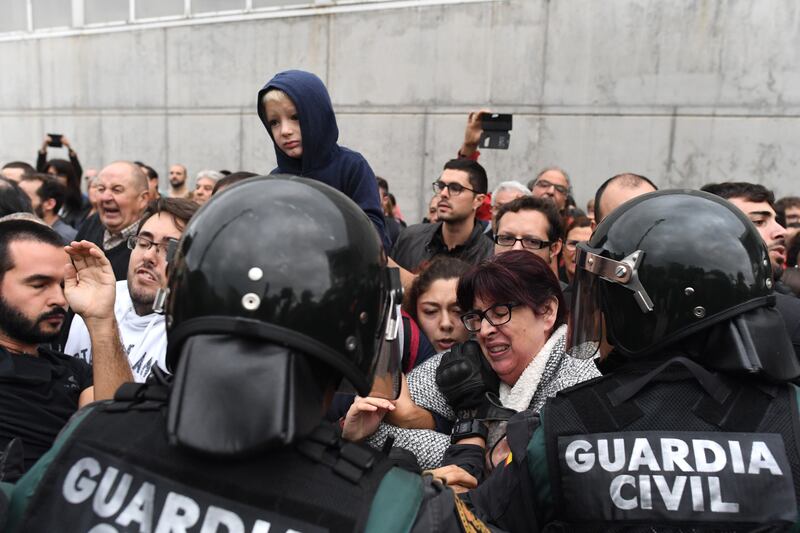 Tensioni tra polizia e indipendentisti 2