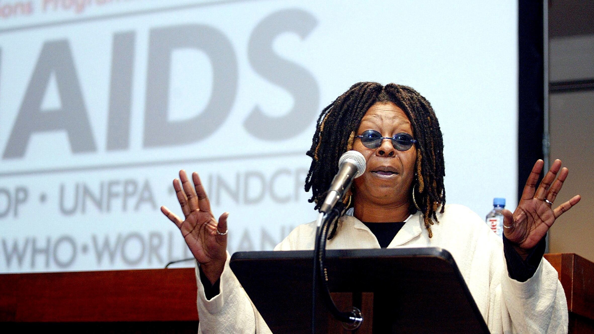 "Schiava della cocaina", la rivelazione choc di Whoopi Goldberg