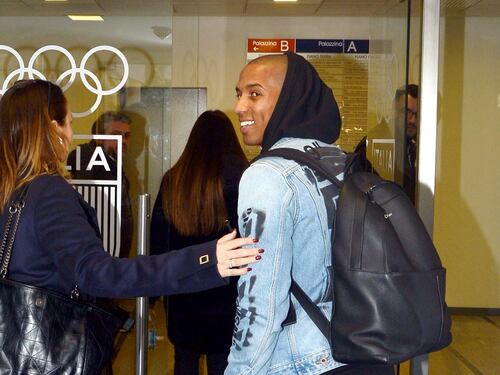 Ashley Young a Milano: il giocatore del Manchester United firma per l'Inter
