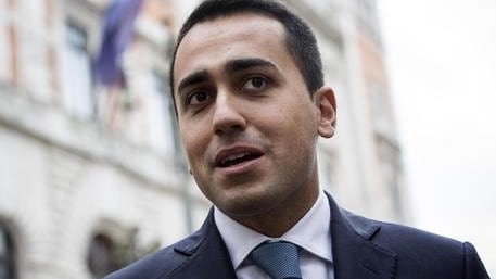 Ira in casa Pd per le parole dell'ex pm. Grillini e Lega saltano sul suo carro