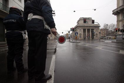 Milano, una «domenica a spasso» 4