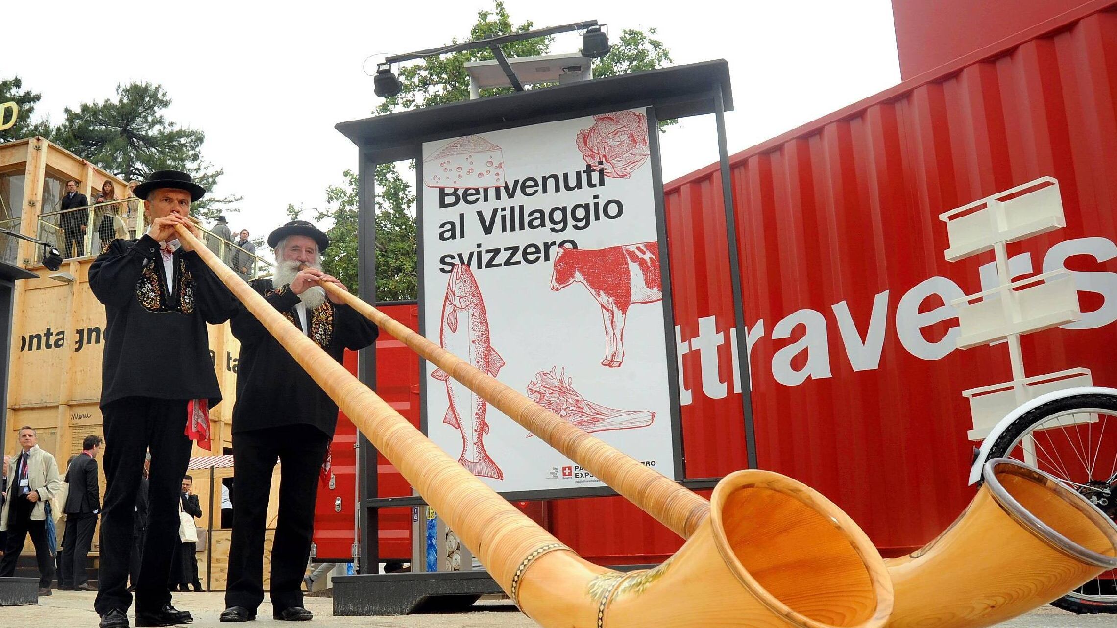 La Svizzera svela i suoi tesori cibo, architettura e trasporti