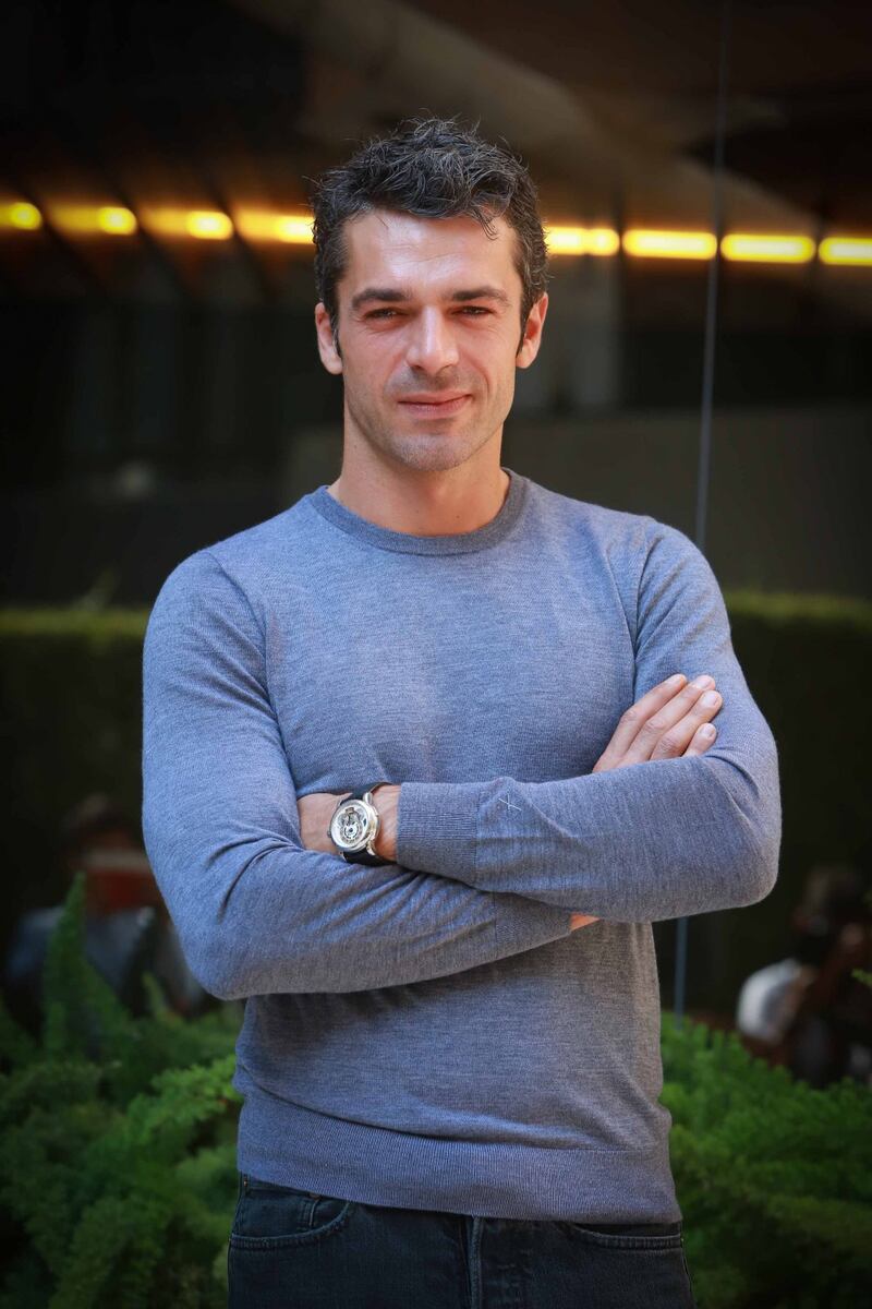 Luca Argentero con il cast del film "Al posto tuo" 4