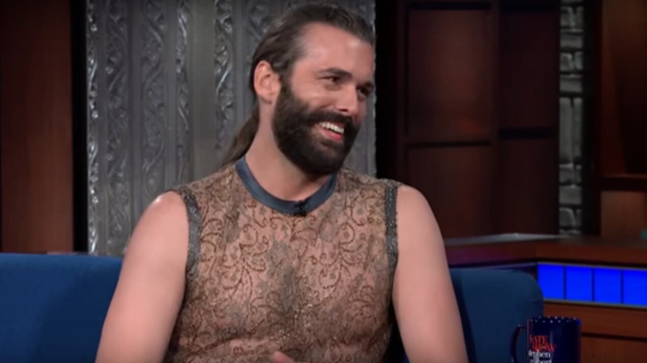 Un'altra icona gay conquista la cover di Cosmopolitan