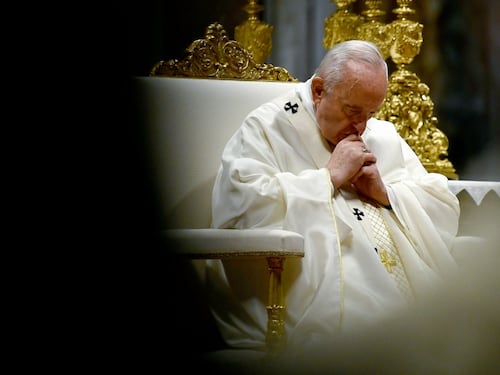 Bergoglio: "No a rimpatri senza sicurezza, no a muri e porti chiusi"