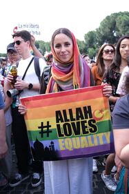 Gay Pride, gli slogan choc 6