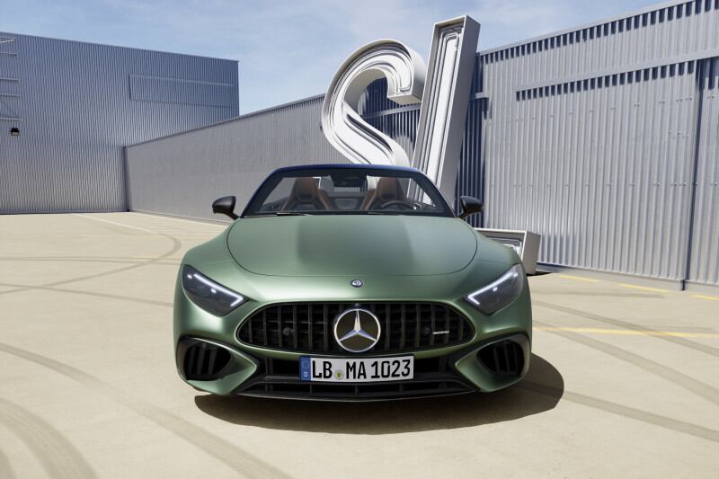 Mercedes SL 63 S E Performance, guarda tutte le foto 8