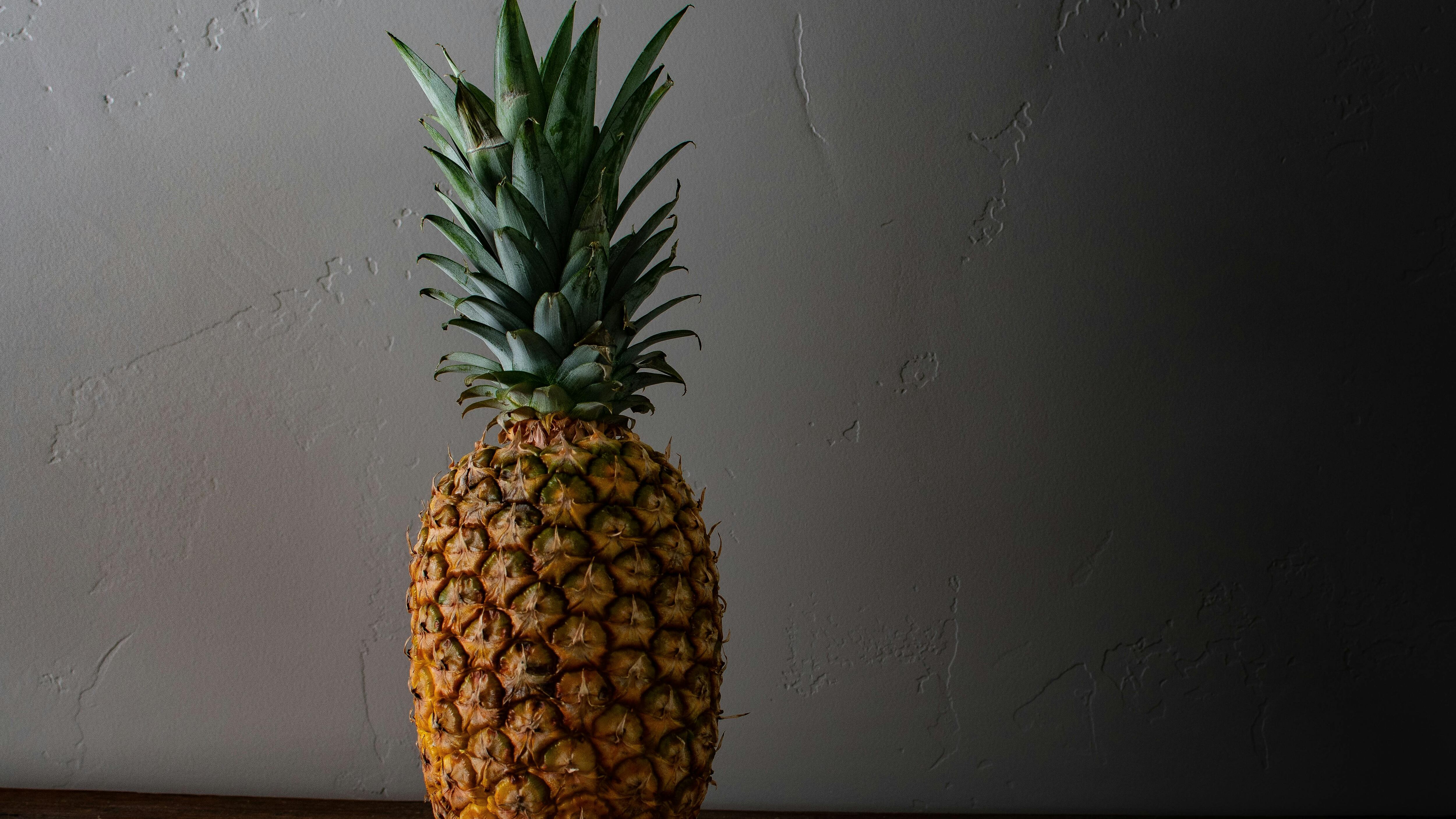 Bromelina: i benefici dell'enzima estratto dal gambo dell'ananas