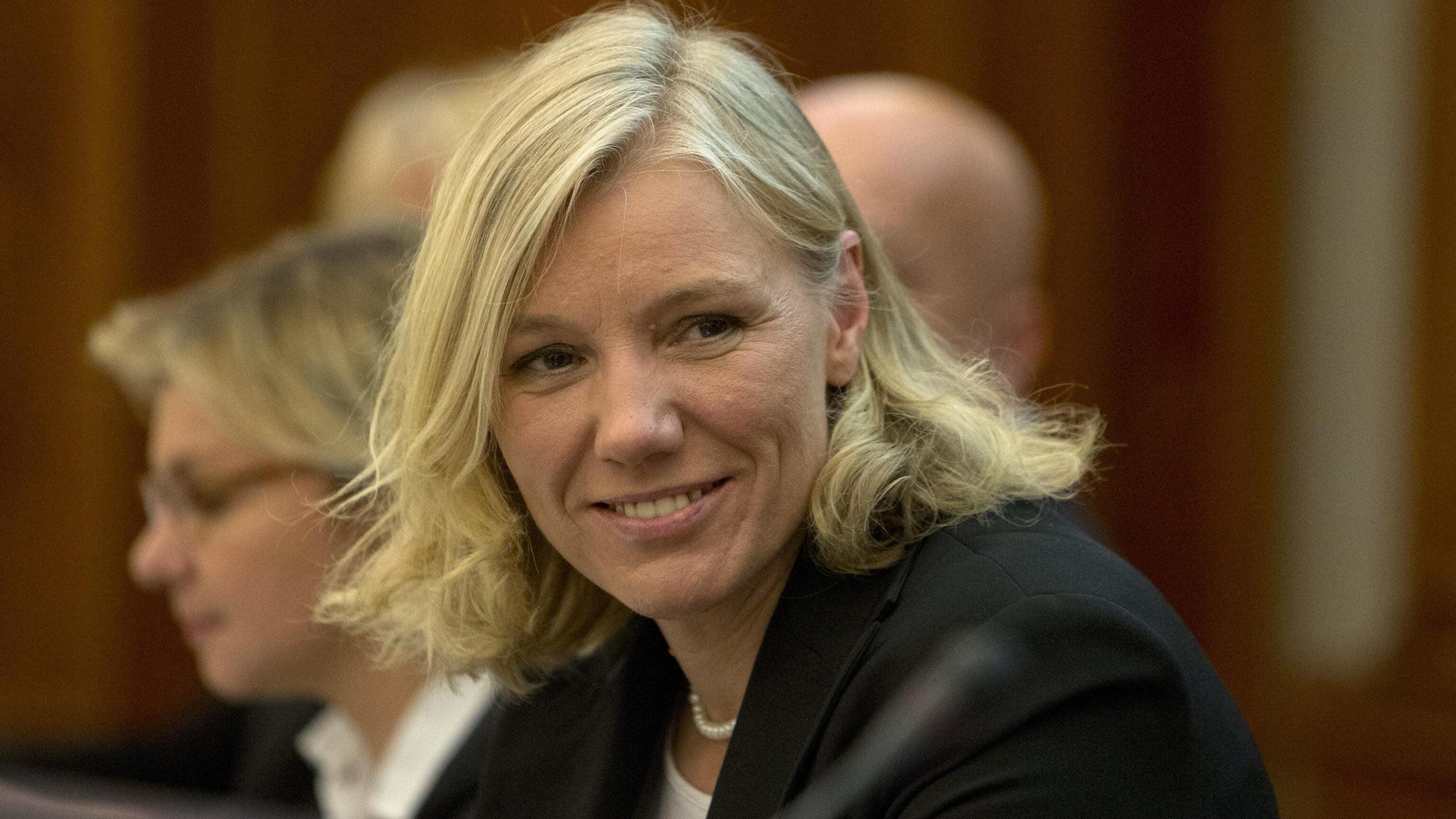 L'Imu non pagata e la casa che in realtà è una palestra: imbarazzo per il ministro Idem