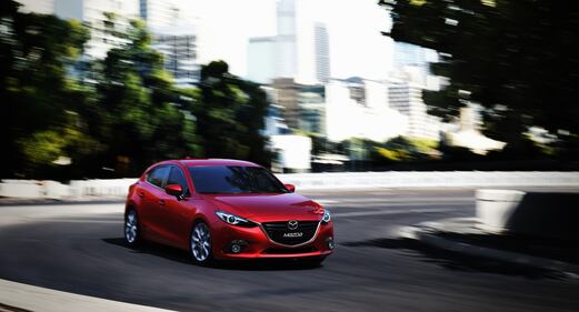Nuova Mazda 3 10