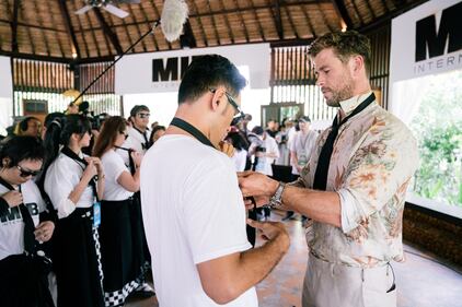 Chris Hemsworth incontra i fan in vista dell'uscita di "Men in Black"  5