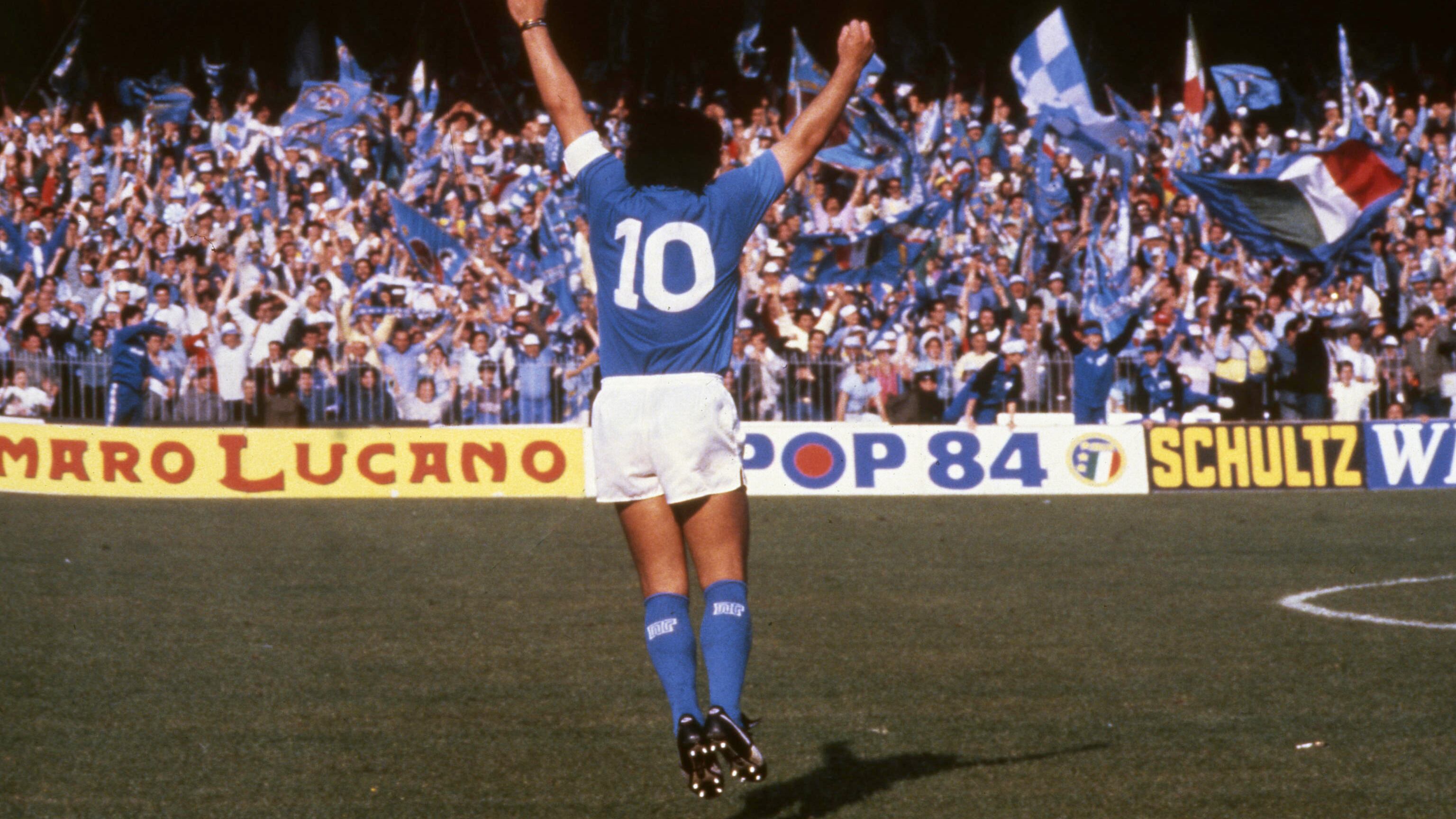 Da Maradona al… Maradona: Napoli ricomincia da dove aveva lasciato