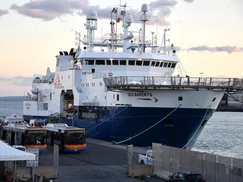 Ong, Geo Barents prende a bordo 74 migranti ma continua il pattugliamento