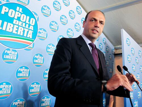 L'appello di Alfano al Cav: "Rilanci con noi il Pdl"