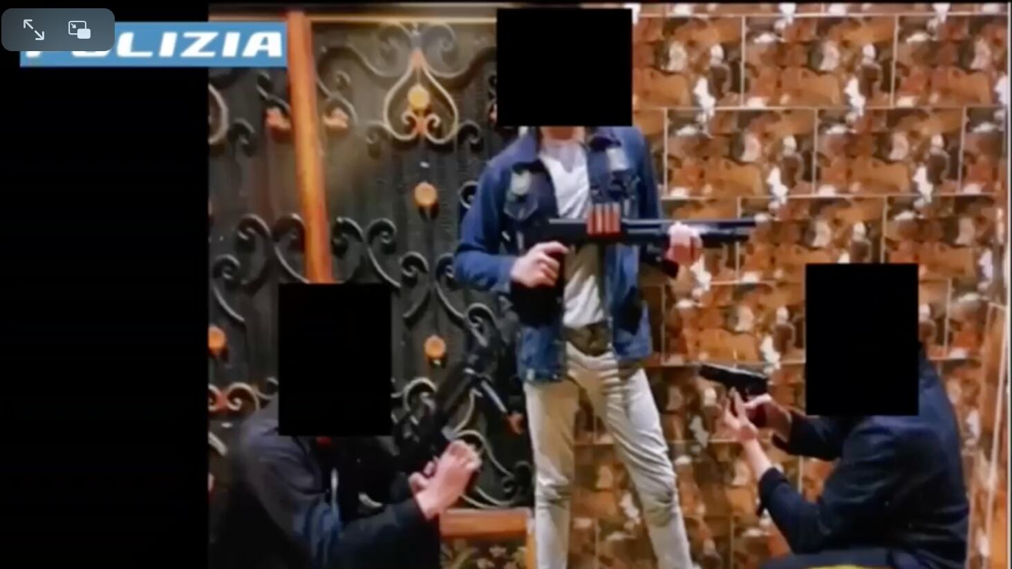 "Se questo coltello entra nel corpo…". I messaggi del terrorista egiziano arrestato a Bergamo