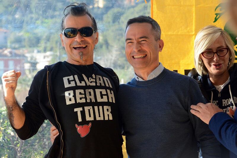 Piero Pelù a Sanremo inaugura il Clean Beach Tour 9