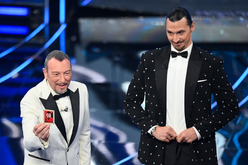 Sanremo 2024: ecco il look della prima serata del Festival del conduttore e co-conduttore 4