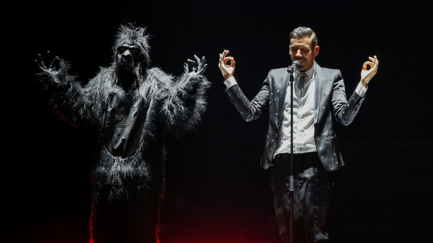 La "scimmia" di Francesco Gabbani va "in pensione"