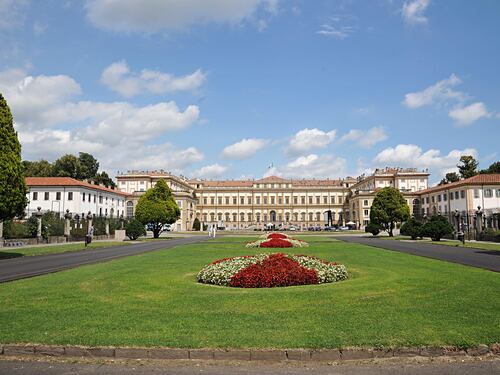 Villa Reale apre dopo 15 mesi. Idee e progetti per rinascere