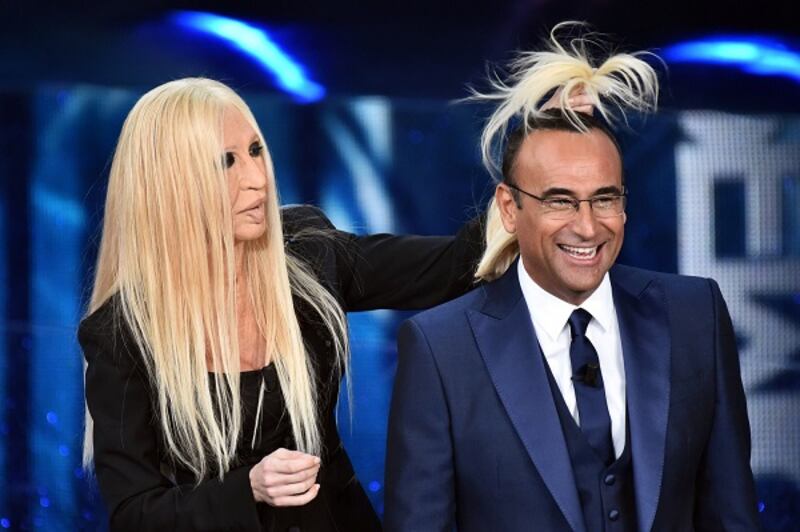 Virginia Raffaele si "trasforma" in Donatella Versace: le foto 5