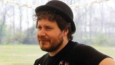 La strana caduta dal tetto uccise il prof, riaperto il caso: chi è sotto accusa