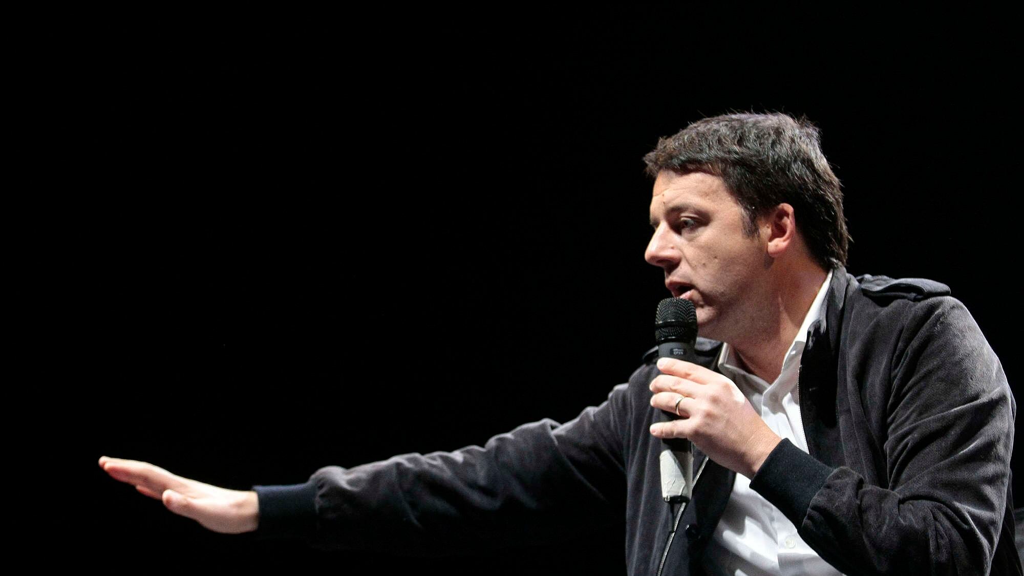 Renzi: "Io candidato a segretario? Se il Pd decide di vincere..."