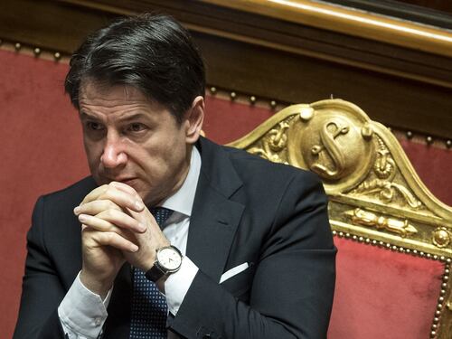 Conte: "Farò passaggio in parlamento su Agenda 2023 e accetto l'incontro con Renzi"