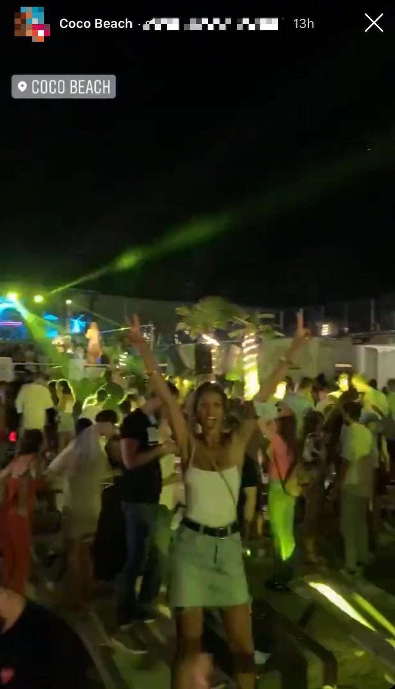 L'ultima notte delle discoteche tra assembramenti e poche mascherine 5