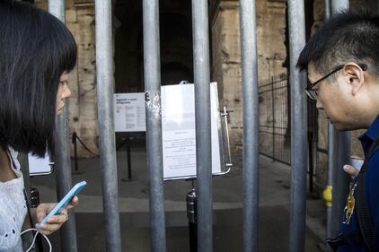 I sindacati tengono chiuso il Colosseo 5