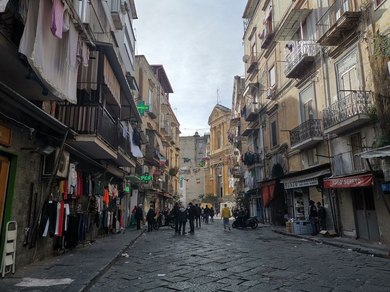 Napoli, il Buvero senza lo storico mercatino 4