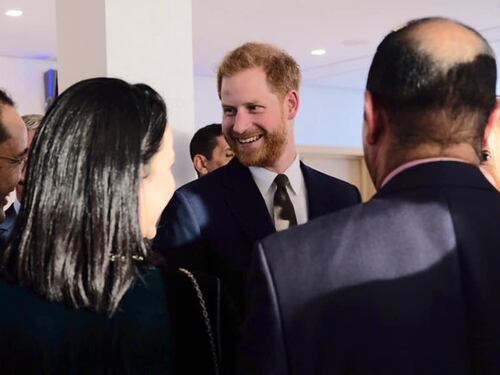 "Quando arriva il principe?". I bambini non riconoscono Harry