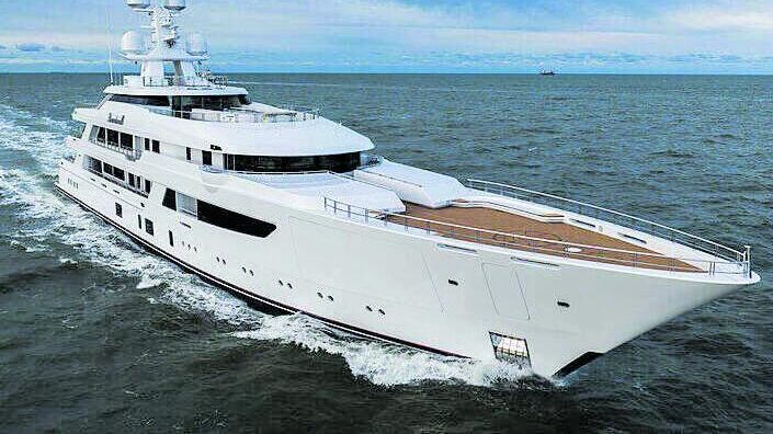 Rumore e traffico: l'ambasciatore Usa preferisce lo yacht al palazzo romano