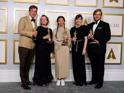 Oscar super corretti. Nella notte senza Italia stravince "Nomadland" lanciato a Venezia