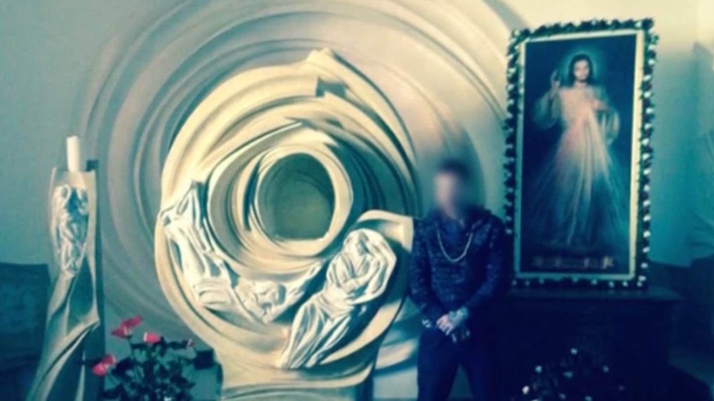 I Club Dogo, le minuscole, l’ebraico: cosa c'è di vero nel messaggio dell'amico di Sempio