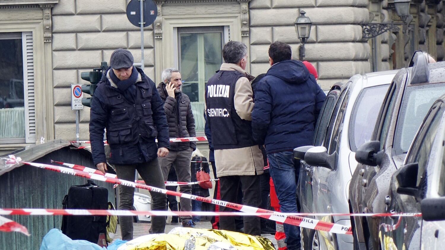 Il folle di Firenze lodava l'Urss, i senegalesi accusano Salvini