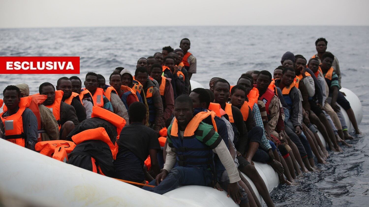 Ecco i cavilli usati dalle Ong per scaricare tutti i migranti in Italia