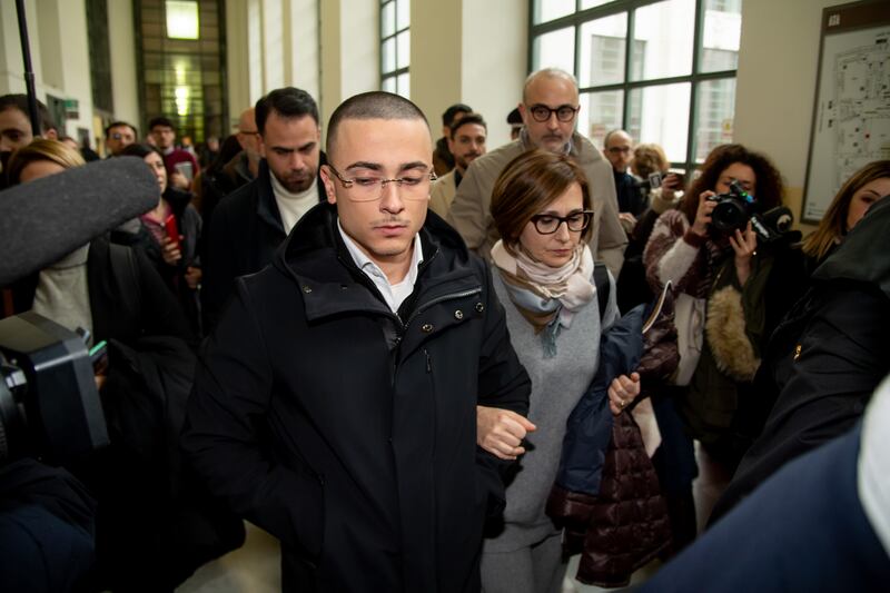 L'arrivo di Alessandro Impagnatiello in tribunale 7