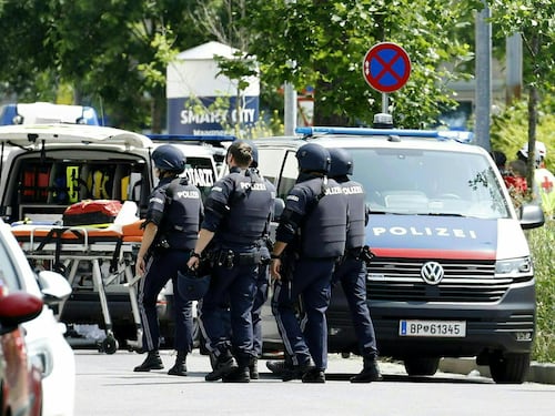 Strage dell'ex studente bullizzato. Nel liceo 10 vittime, poi il suicidio