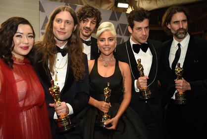  Oscar 2019, l'eleganza di Lady Gaga 3