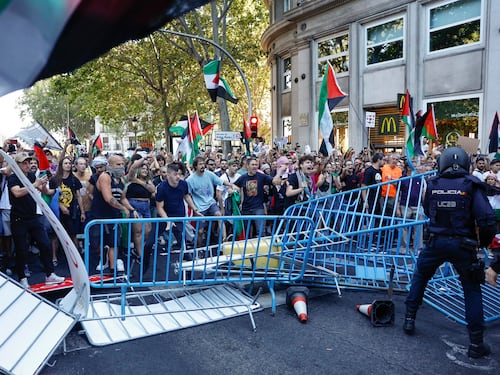 L’allarme della polizia da Madrid: in piazza i sostenitori dei terroristi palestinesi