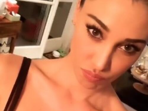 Belen Rodriguez, scollatura bollente su Instagram