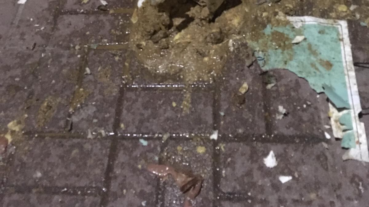 Fiumicino, bomba esplode davanti alla saracinesca di un circolo di destra