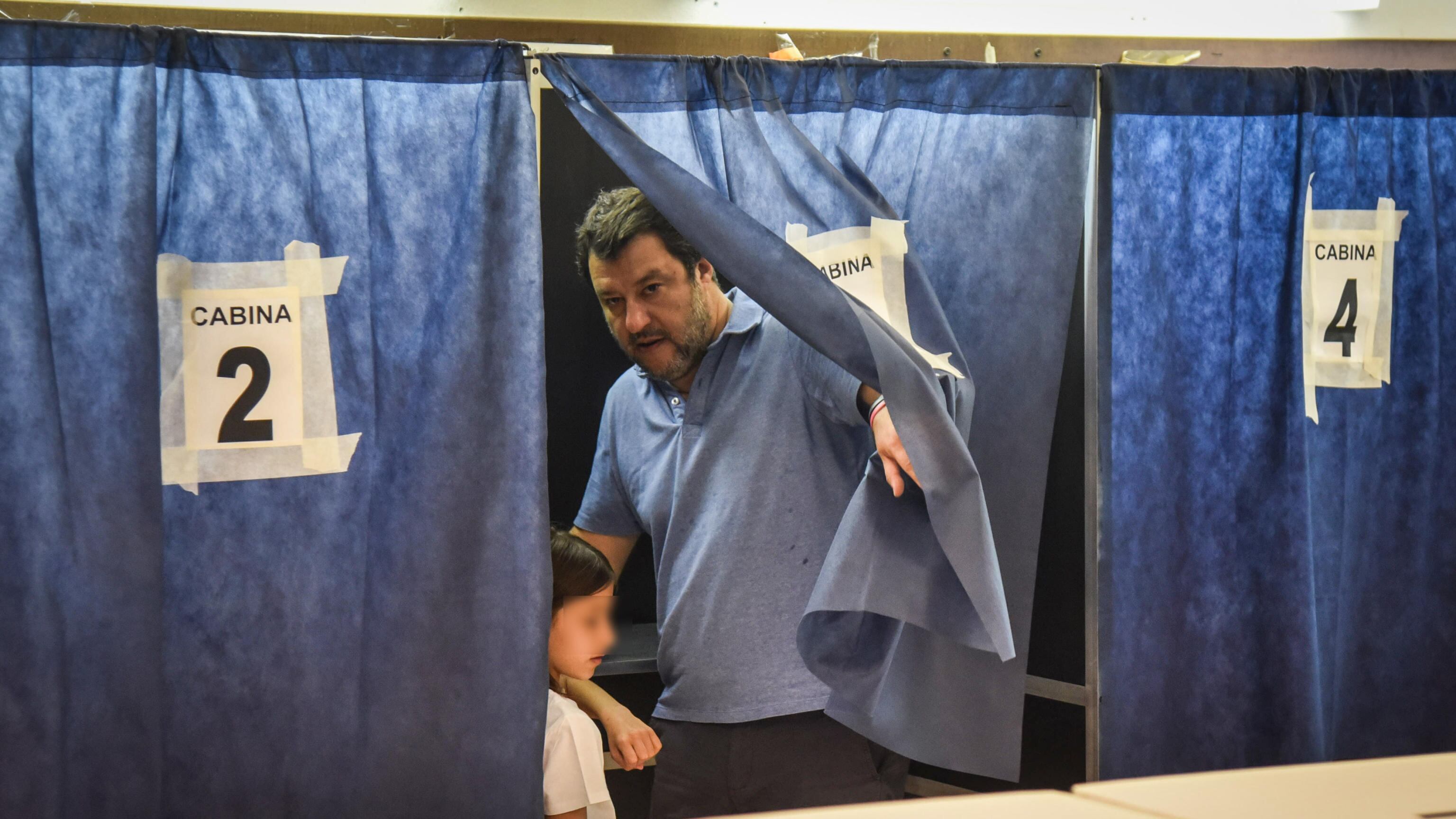 La Lega adesso è in fibrillazione. Si apre lo scontro sulla linea Salvini