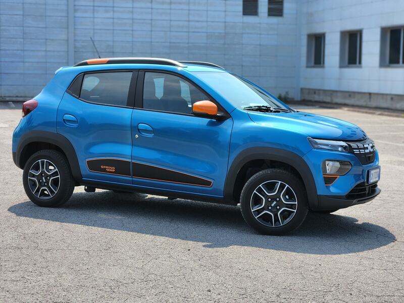 Dacia Spring: guarda tutte le foto 1