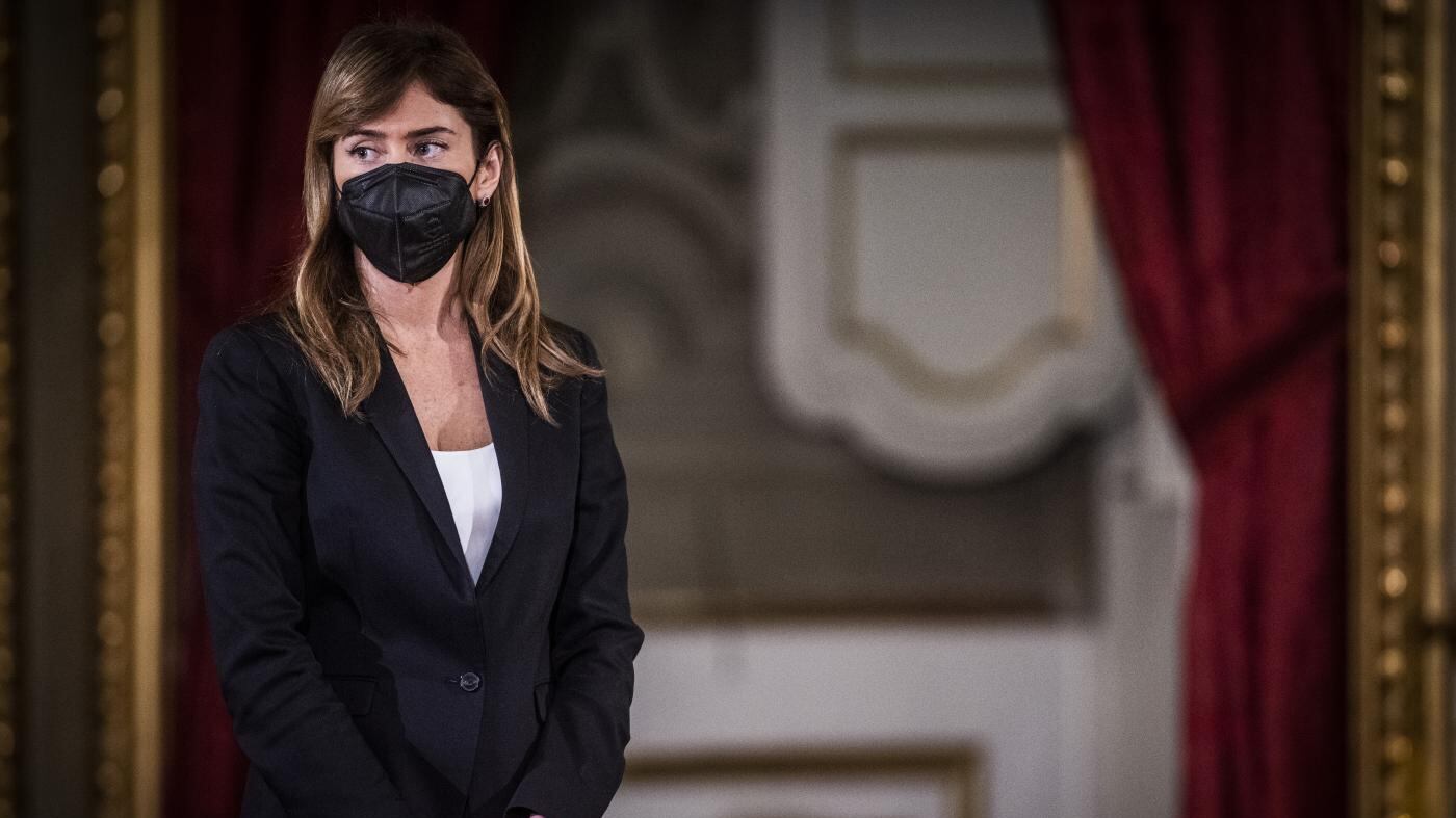 La frase della Boschi che gela Di Maio: "Quando mi incontra..."