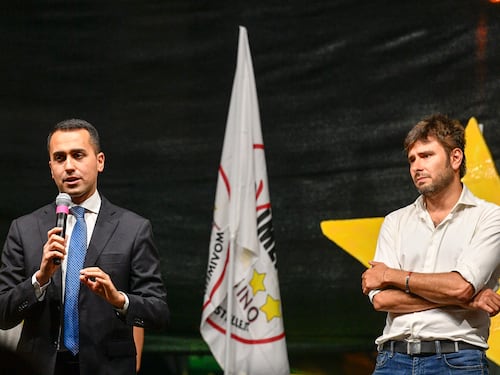 Mossa in chiave anti Salvini: i ribelli M5s guardano ai dem
