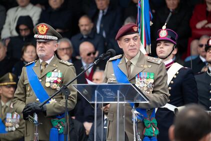 L'avvicendamento allo Stato maggiore dell'Esercito tra Pietro Serino e Carmine Masiello 8